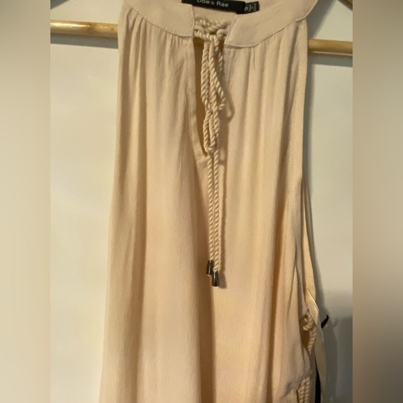 Doe & Rae cream top with lace up sides - Picture 3 of 9
